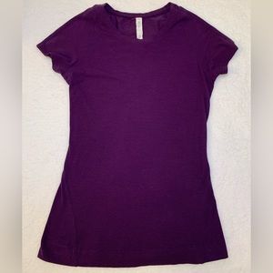 Purple Striped Lululemon Short Sleeve T-Shirt Size 4 EUC